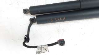 Recambio de amortiguadores maletero / porton para hyundai tucson 2015- referencia OEM IAM 81831N7100  