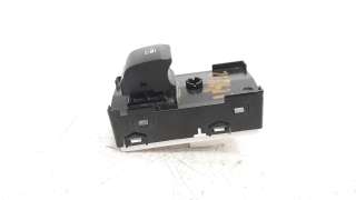 Recambio de mando elevalunas delantero derecho para hyundai tucson 2015- referencia OEM IAM 93581N70504X  