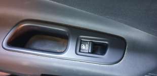 Recambio de mando elevalunas trasero izquierdo para jeep renegade 2014- limited 4x4 referencia OEM IAM 5VH85LXHAA  