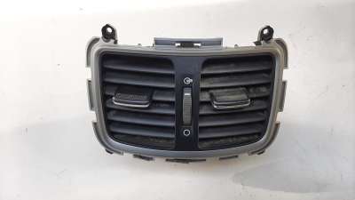 Recambio de aireador central para hyundai tucson 2015- 1.6 cat referencia OEM IAM 97040D7000  
