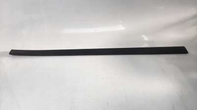 Recambio de moldura para hyundai tucson 2015- 1.6 cat referencia OEM IAM 87721D7000  
