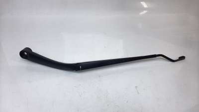 Recambio de brazo limpia delantero derecho para hyundai tucson 2015- 1.6 cat referencia OEM IAM 98321D3000  