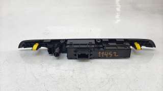 Recambio de warning para hyundai tucson 2015- 1.6 cat referencia OEM IAM 93700D7100  