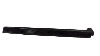 Recambio de estribos laterales para dacia sandero 2012- 0.9 tce cat referencia OEM IAM 764197469R  
