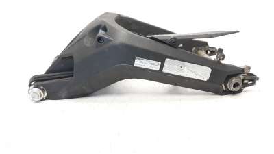 Recambio de puente trasero para ducati scrambler 2014-2020 referencia OEM IAM 37031941A  