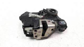 Recambio de cerradura puerta delantera derecha para toyota hilux (kun) 2005-2016 3.0 turbodiesel referencia OEM IAM 693100K080  