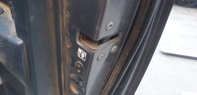 Recambio de cerradura puerta trasera derecha para toyota hilux (kun) 2005-2016 3.0 turbodiesel referencia OEM IAM 690500K040  