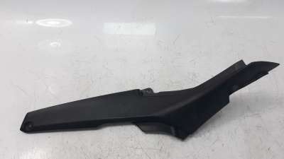 Recambio de moldura para yamaha yzf-r6 2017- referencia OEM IAM BEB2171L  