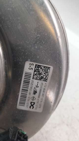 Recambio de servofreno para smart forfour 2014- referencia OEM IAM 472102018RT  