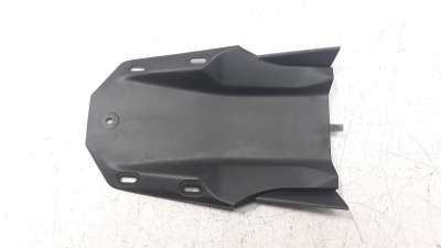 Recambio de molduras traseras para yamaha yzf-r6 2017- referencia OEM IAM BEB21651  