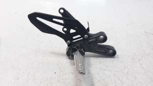 Recambio de estribo lateral para yamaha yzf-r6 2017- referencia OEM IAM B7N2746100  