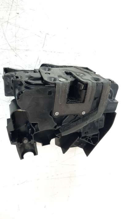 Recambio de cerradura puerta delantera izquierda para renault megane iv grandtour 2016- referencia OEM IAM 16943018  