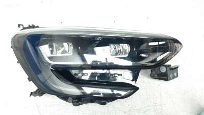 Recambio de faro derecho para renault megane iv grandtour 2016- referencia OEM IAM 260104596R  