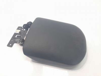 Recambio de apoyabrazos central para kia sportage 2015- referencia OEM IAM 84660R2400WK  