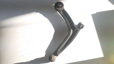 Recambio de brazo suspension inferior delantero derecho para fiat 500 2007-2016 referencia OEM IAM 52045068  