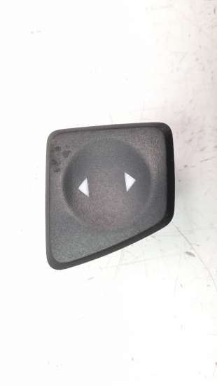 Recambio de mando elevalunas delantero izquierdo para fiat 500 2007-2016 referencia OEM IAM 735450601  