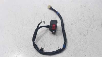 Recambio de piña luces derecha para yamaha yzf-r6 2017- referencia OEM IAM BEB839630000  
