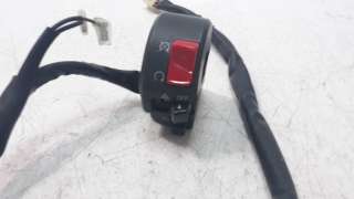 Recambio de piña luces derecha para yamaha yzf-r6 2017- referencia OEM IAM BEB839630000  