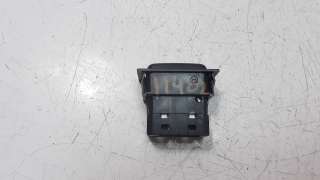 Recambio de mando elevalunas delantero derecho para aixam sv43cf 2018-2018 s8 referencia OEM IAM 3230105A  
