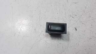 Recambio de mando elevalunas delantero izquierdo para aixam sv43cf 2018-2018 s8 referencia OEM IAM 3230105A  