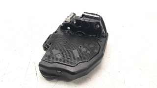 Recambio de cerradura puerta trasera derecha para toyota corolla (e21) 2019- referencia OEM IAM 6905002580  
