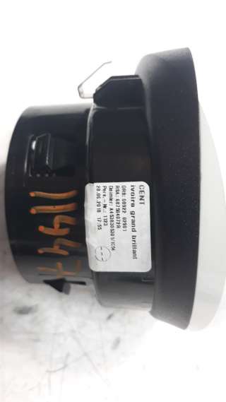 Recambio de rejilla aireadora para smart forfour 2014- referencia OEM IAM 687504072R  