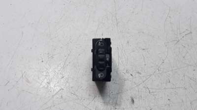 Recambio de interruptor para smart forfour 2014- referencia OEM IAM 8200379685  
