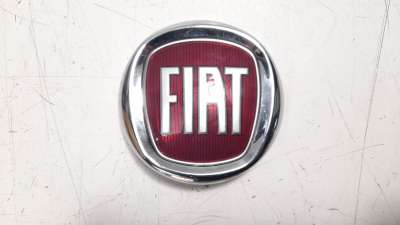 Recambio de moldura para fiat 500 2007-2016 referencia OEM IAM FTV0171011  