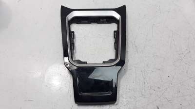 Recambio de moldura para volkswagen t-roc 2017- 2.0 tdi referencia OEM IAM 2GA711456A  