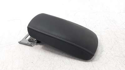 Recambio de apoyabrazos central para toyota corolla (e21) 2019- referencia OEM IAM 58905 02G10C4  