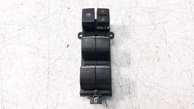 Recambio de mando elevalunas delantero izquierdo para toyota corolla (e21) 2019- referencia OEM IAM 8404002370  