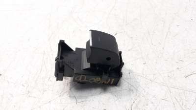 Recambio de mando elevalunas trasero derecho para toyota corolla (e21) 2019- referencia OEM IAM 8481002250  