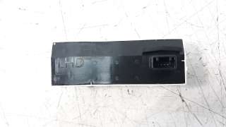 Recambio de pantalla multifuncion para toyota corolla (e21) 2019- referencia OEM IAM 8395002520A  