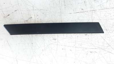 Recambio de moldura para renault captur ii 2019- 1.0 tce referencia OEM IAM 808719652R  