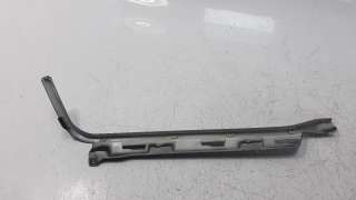 Recambio de moldura para lambretta v200 special flex 2021- special flex referencia OEM IAM 64550XK10000  