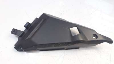Recambio de moldura para kawasaki ninja 650 2016- referencia OEM IAM 360010643  