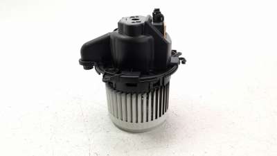 Recambio de ventilador calefaccion para dacia sandero 2012- 1.0 12v cat referencia OEM IAM 272100975R  