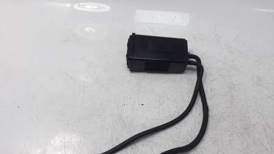 Recambio de moldura para kawasaki ninja 650 2016- referencia OEM IAM 161640012  