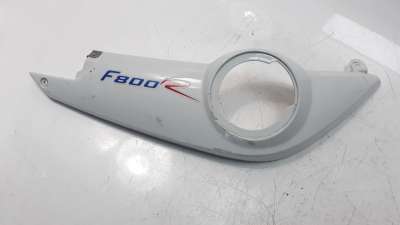 Recambio de moldura para bmw f 800 r 2015- f 800 r referencia OEM IAM 46627678608  