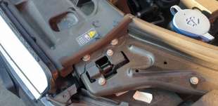 Recambio de cerradura capo para mercedes-benz clase c (w204) coupe 2011-2015 2.1 cdi cat referencia OEM IAM 2128800060  