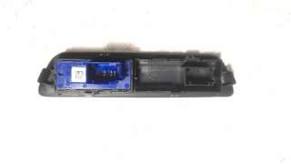 Recambio de mando multifuncion para peugeot 2008 (--.2013) 2013-2019 1.2 12v e-thp referencia OEM IAM 9677059077  
