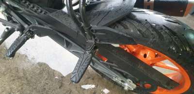 Recambio de estribo lateral para ktm 125 duke 2016- 125 duke referencia OEM IAM 93003150033  