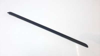Recambio de moldura para hyundai i20 active 2015- 1.0 tgdi cat referencia OEM IAM 86141Q0000  