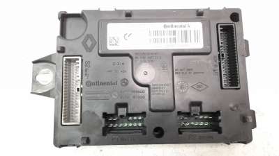 Recambio de caja reles / fusibles para dacia sandero 2012- 0.9 tce cat referencia OEM IAM 284B10447R  