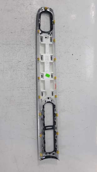 Recambio de moldura para citroën c3 2016- 1.5 blue-hdi fap referencia OEM IAM AA38100413   2