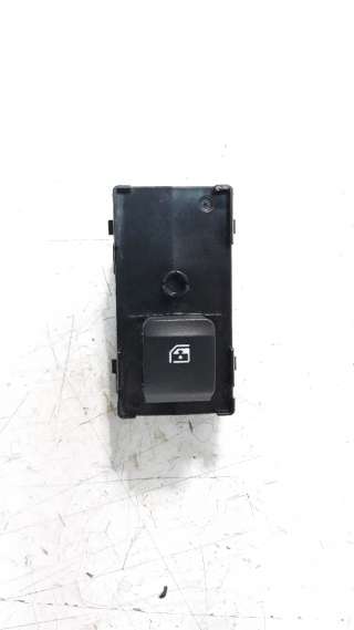 Recambio de mando elevalunas delantero derecho para hyundai tucson 2015- referencia OEM IAM 93581N70504X  