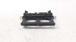 Recambio de cenicero para nissan terrano/terrano.ii (r20) 1993-2007 3.0 td cat referencia OEM IAM 684300X810  