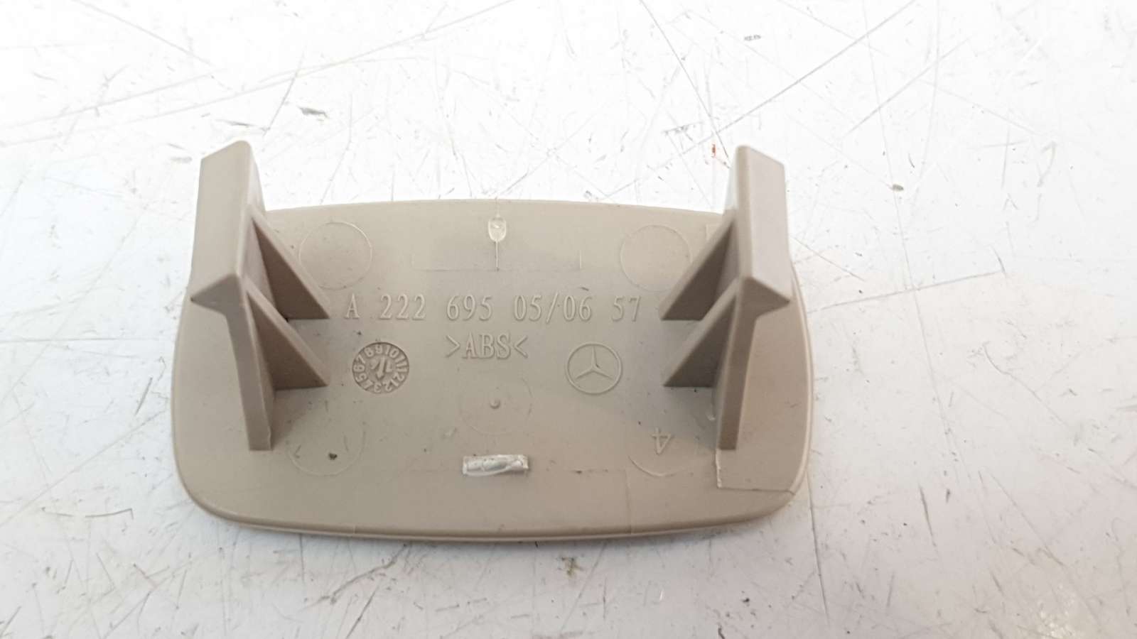 Recambio de moldura para mercedes-benz clase s (w222) lim. 2012- 3.0 cdi cat referencia OEM IAM A2226950557   Recambio de moldura para mercedes-benz clase s (w222) lim. 2012- 3.0 cdi cat referencia OEM IAM A2226950557