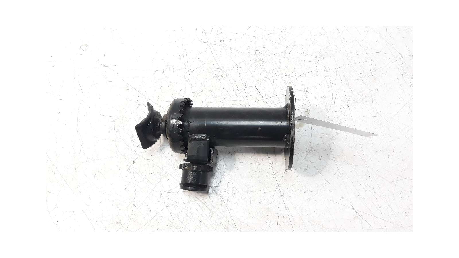 Recambio de gato para nissan terrano/terrano.ii (r20) 1993-2007 3.0 td cat referencia OEM IAM 995500F010   Recambio de gato para nissan terrano/terrano.ii (r20) 1993-2007 3.0 td cat referencia OEM IAM 995500F010