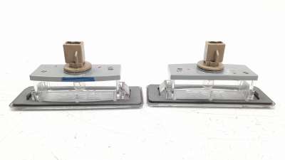 Recambio de piloto matricula para kia stonic (ybcuv) 2017- 1.6 crdi cat referencia OEM IAM 925012G000  